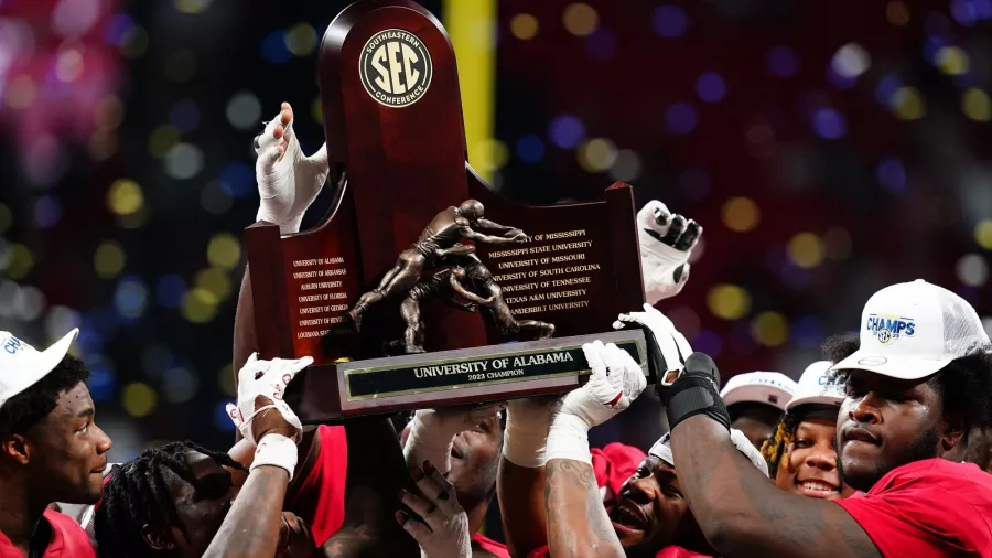 Alabama está de regreso, venció a Georgia y se coronó en la SEC