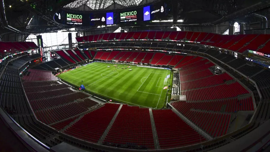 Mercedes-Benz Stadium, Atlanta, Georgia (partido inaugural)