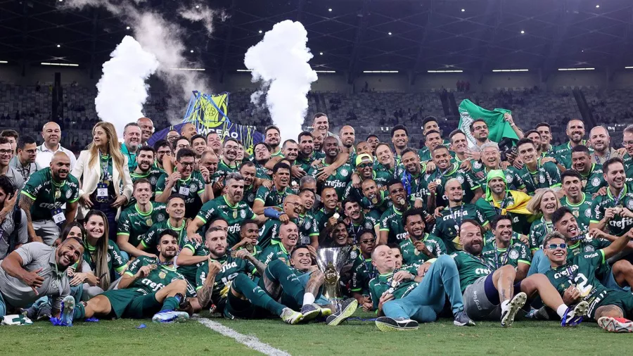 Palmeiras, bicampeón en Brasil