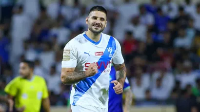 Aleksandar Mitrovic lidera otro triunfo del Al-Hilal