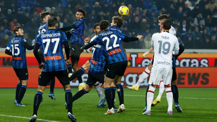 Milan cayó ante Atalanta y sigue hundido en la mediocridad