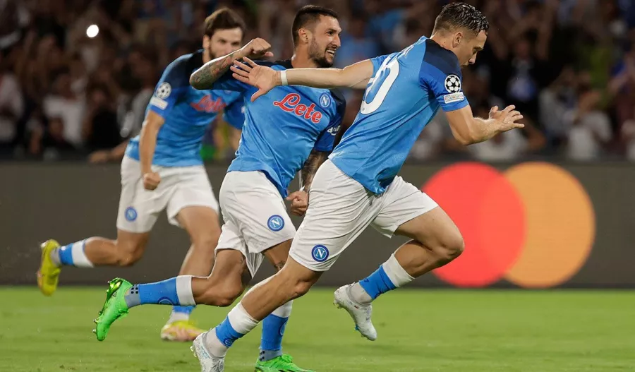 Napoli: Necesita un empate o una victoria sobre el Braga para quedarse con el segundo lugar del Grupo C
