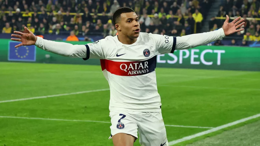 Kylian Mbappé, Paris Saint-Germain: opción por un año más a discreción del jugador