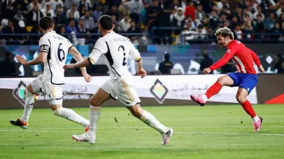 El francés disparó desde la media luna y empató a dos goles la Supercopa de España