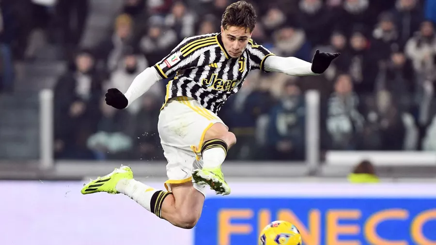 Con 'hat trick' de Arkadiusz Milik, Juventus es semifinalista de la Copa Italia