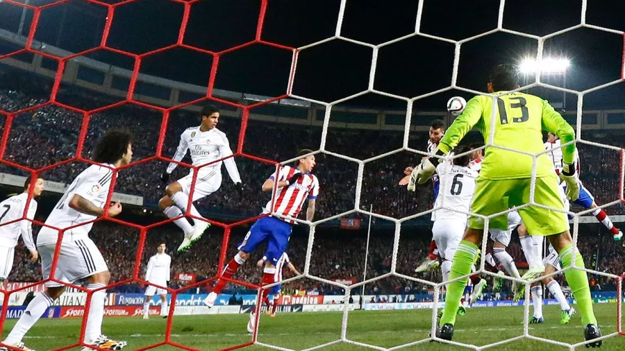 10. La única derrota del Real Madrid en 28 partidos fue ante el Atlético de Madrid en el Metropolitano. 