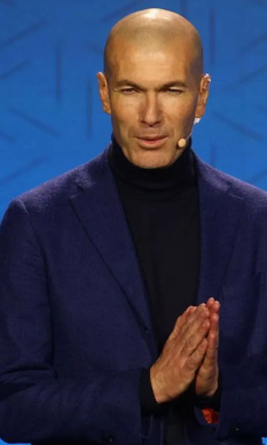 Zinedine Zidane, muy lejos de PSG