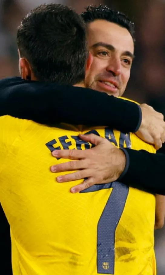 Xavi sabe que su salida del Barcelona se acerca: "Estén tranquilos"