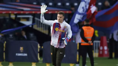 Marc-André ter Stegen: 17 de noviembre, problemas lumbares; se sometió a una operación el 11 de diciembre. Le restan 10 días de recuperación. 