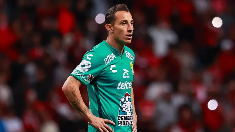 En cambio, Andrés Guardado vivió su tercer partido con León, aunque aún no lo alinean como titular.