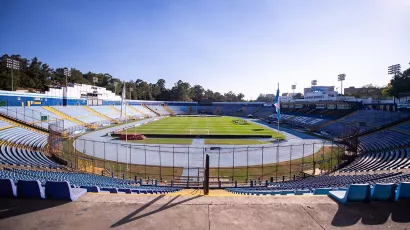 El inmueble se viste de gala para el duelo entre Comunicaciones y Rayados, por la primera fase de la Copa de Campeones de CONCACAF.