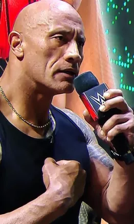 Cody Rhodes eligió a Roman Reigns y se 'echó encima' a The Rock