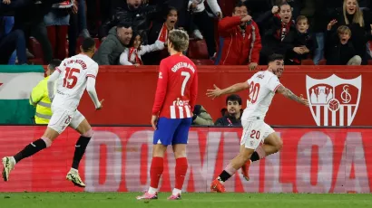 Sevilla sorprendió al Atlético y da pasos rumbo a la salvación