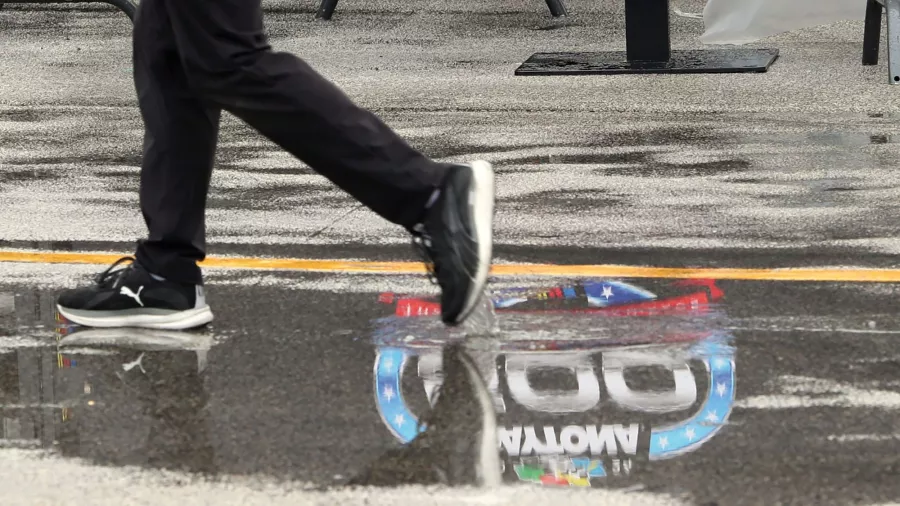 La lluvia amenaza la fiesta en Daytona 500