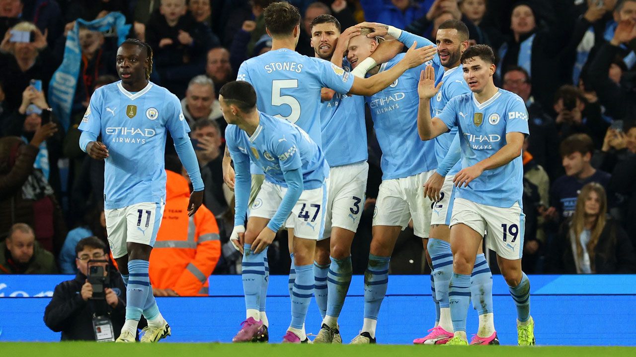 Erling Haaland mantiene a Manchester City en la pelea por la Premier League