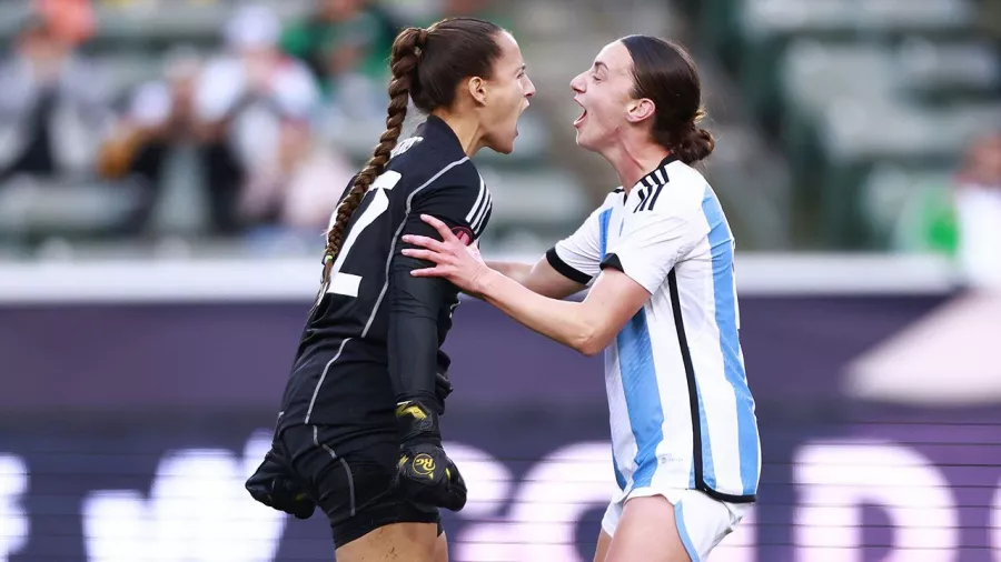 Argentina celebró la ocasión fallada y se llevan un punto en la Copa Oro.