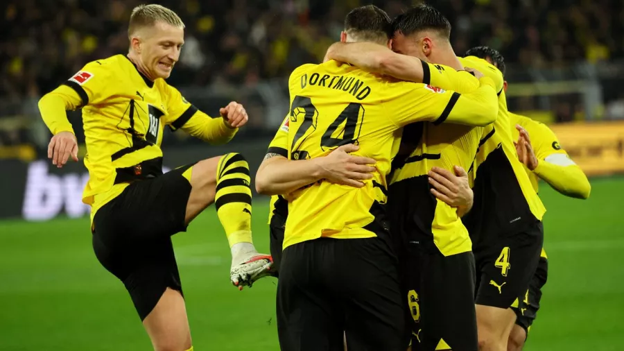 4. Borussia Dortmund - 41 puntos 