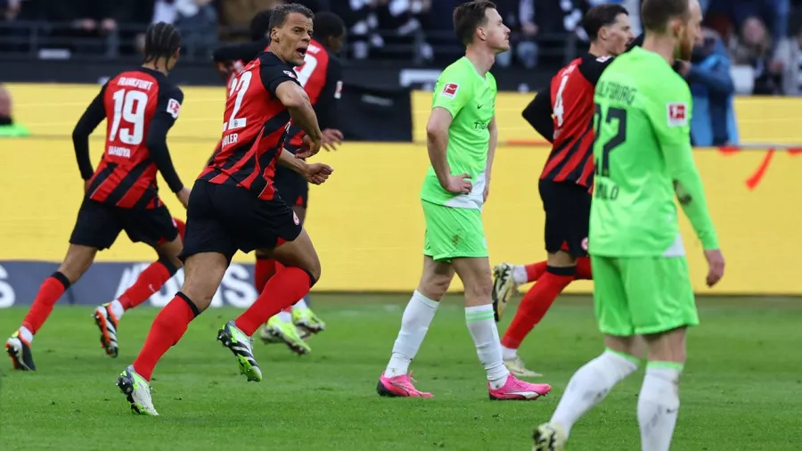 6. Eintracht Frankfurt - 34 puntos