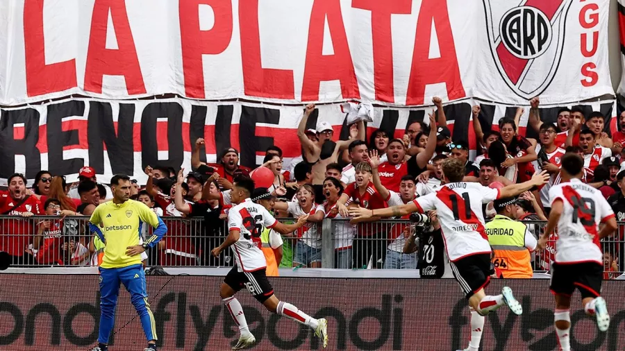 River Plate se adelanta en el Superclásico
