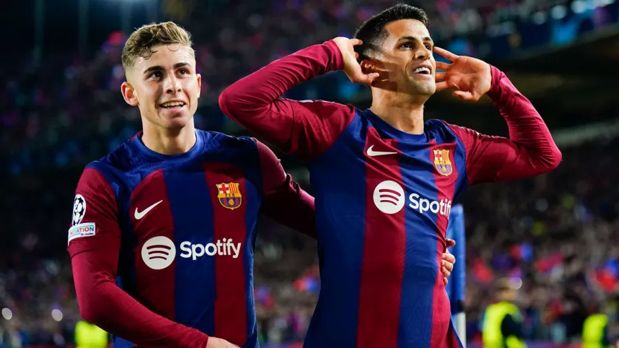 Primera vez que Barcelona anota dos goles en 121 segundos en ronda de eliminación directa