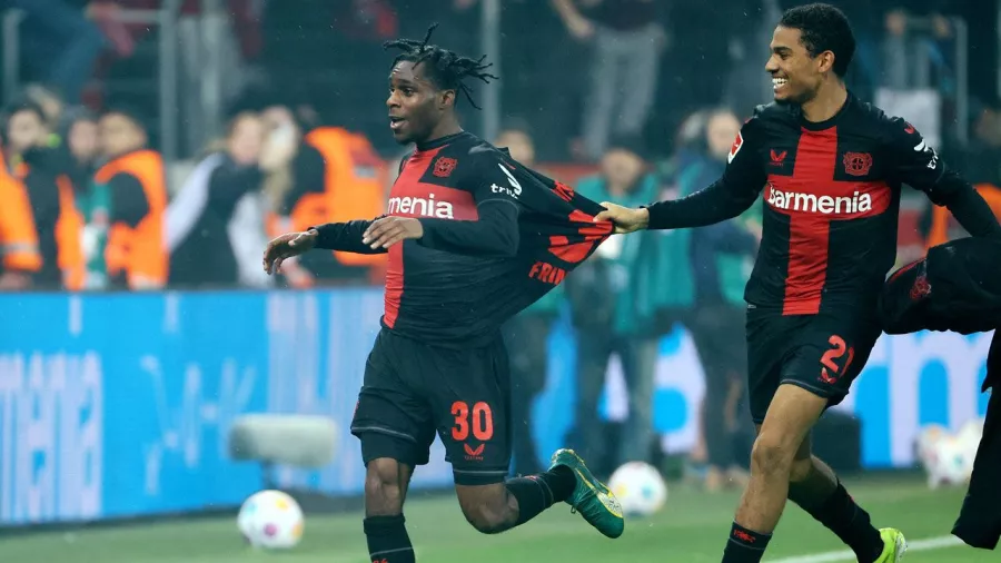 Eintracht Frankfurt v Bayer Leverkusen - Jornada 32