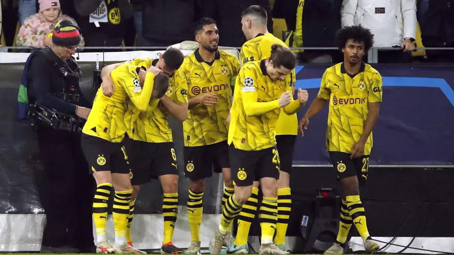 6. Borussia Dortmund: 5.62% de probabilidad