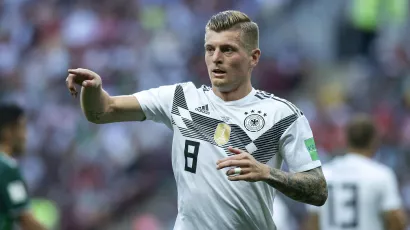 Toni Kroos engalana la convocatoria de Alemania