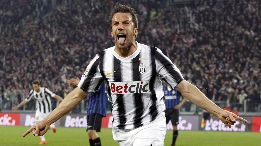 1. Juventus: 43 partidos, mayo 2011-mayo 2012