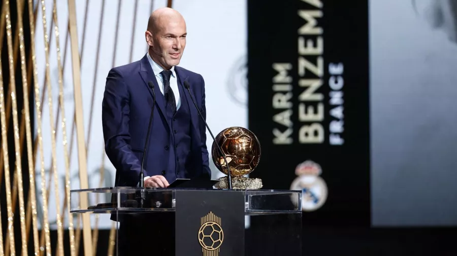 Zinedine Zidane - Actualmente: Sin equipo