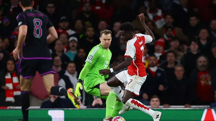La jugada de la polémica; el penal no marcado a favor del Arsenal