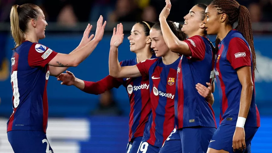 5. Barcelona vs. Chelsea. Sábado 20 de abril. Semifinales Champions League Femenina. Partido de pronósticos reservados entre dos potencias del futbol femenino.