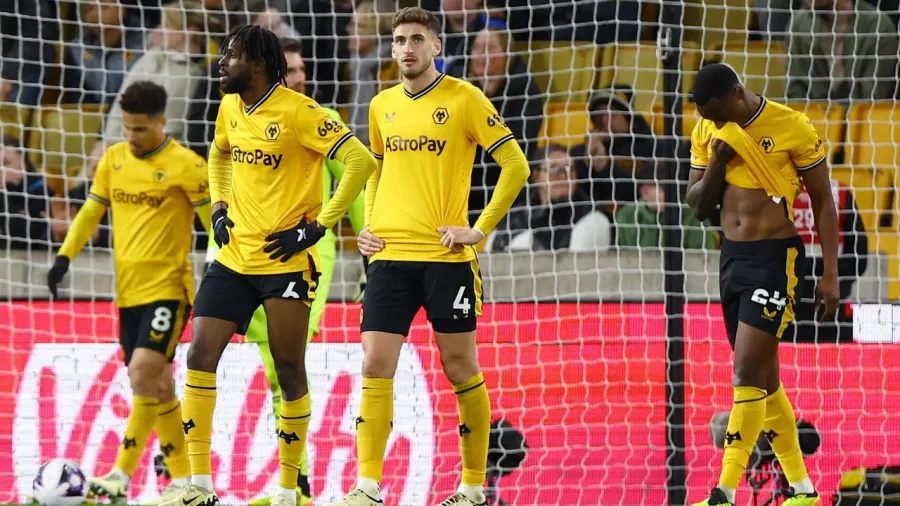 Wolverhampton acumuló cinco partidos sin ganar