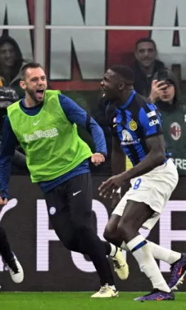 Inter ganó el derbi ante Milan y es campeón de la Serie A