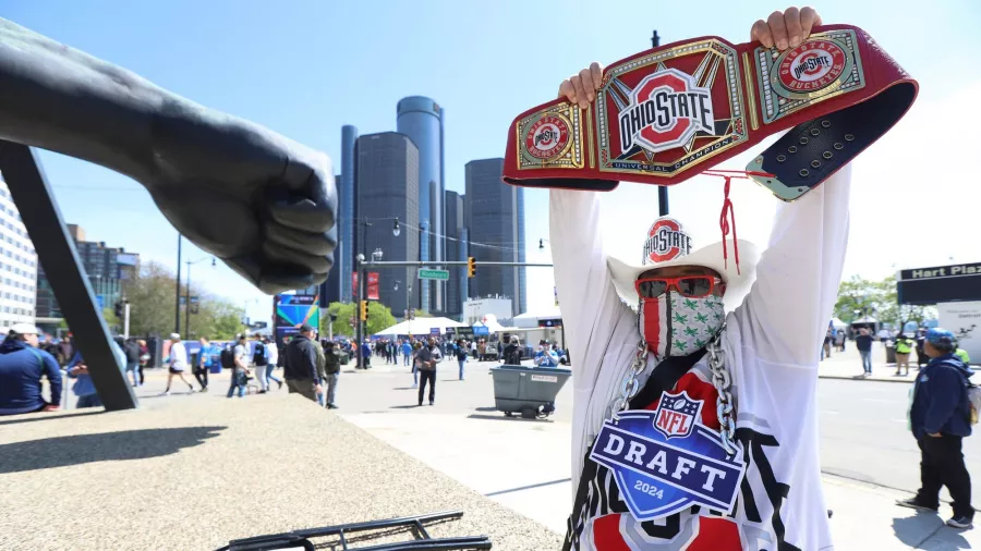 Detroit ya está 'a todo motor' horas antes del Draft 2024