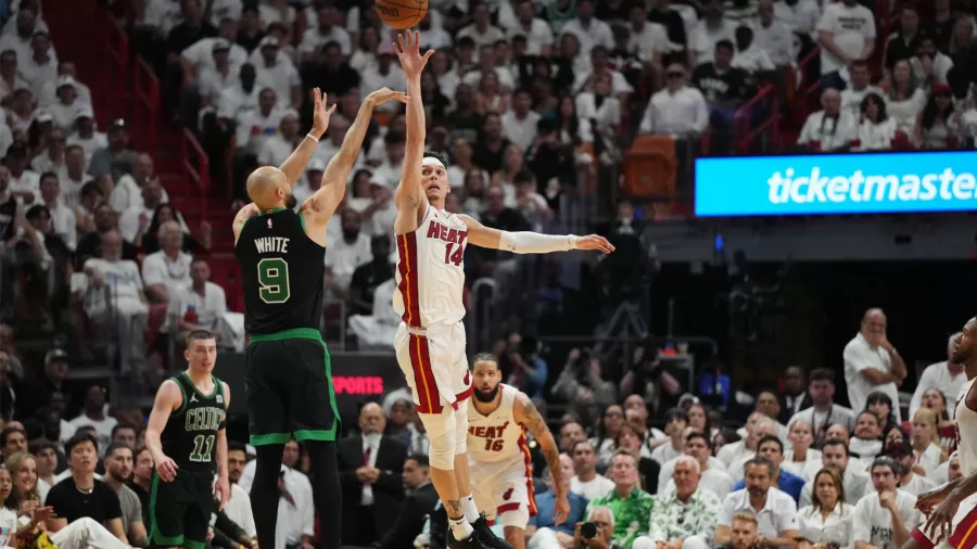 Apareció el poder de los Celtics y logran valioso triunfo en Miami