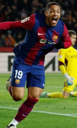 Vitor Roque tendrá ofertas durante el verano y Barcelona las escuchará