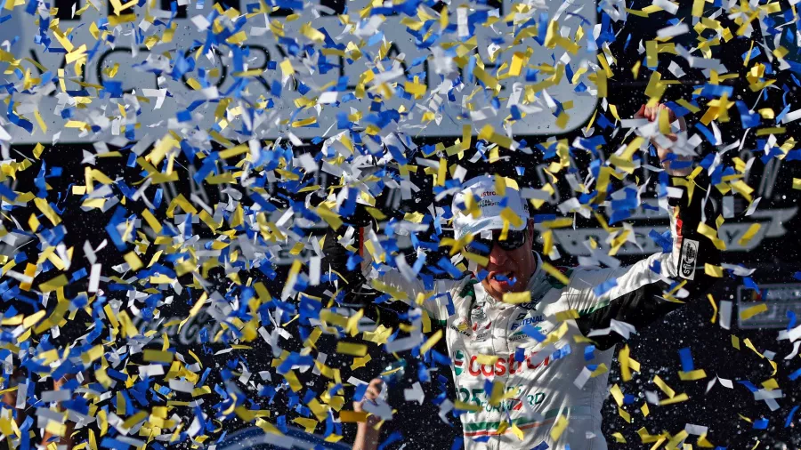 Brad Keselowski rompió su racha de 110 carreras sin ganar en NASCAR