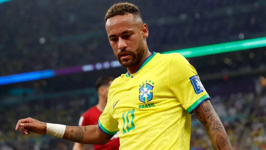 7.- Neymar, futbol: 108 millones
