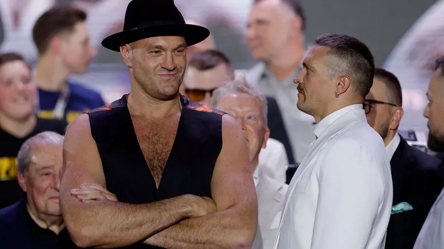 Tyson Fury se niega a ver a los ojos a Oleksandr Usyk