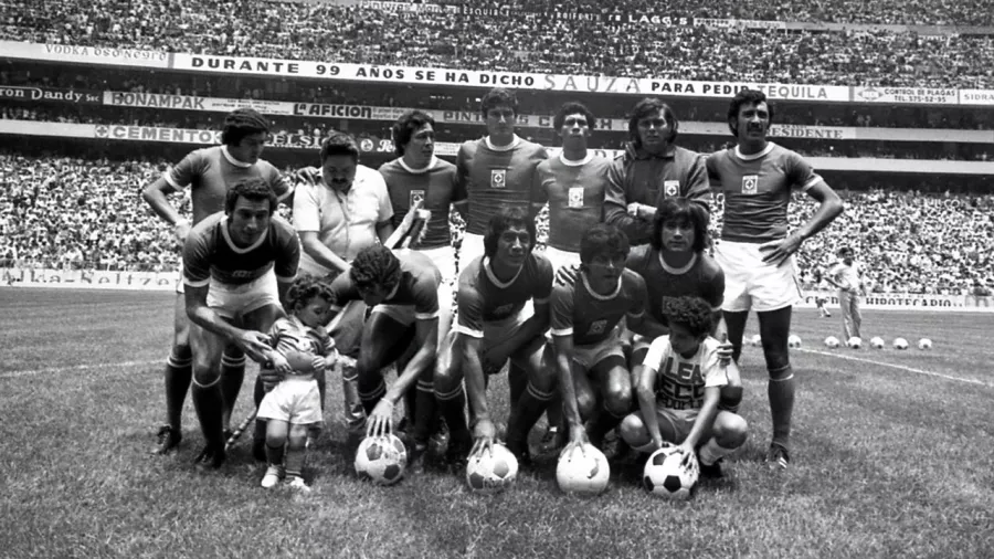 Temporada 1971/72: Cruz Azul ganó 4-1 en el Estadio Azteca