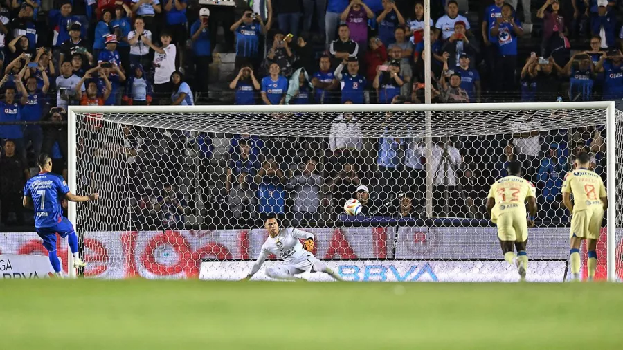 Así se vivieron los primeros goles de la gran final del Clausura 2024 en el Estadio Ciudad de los Deportes.