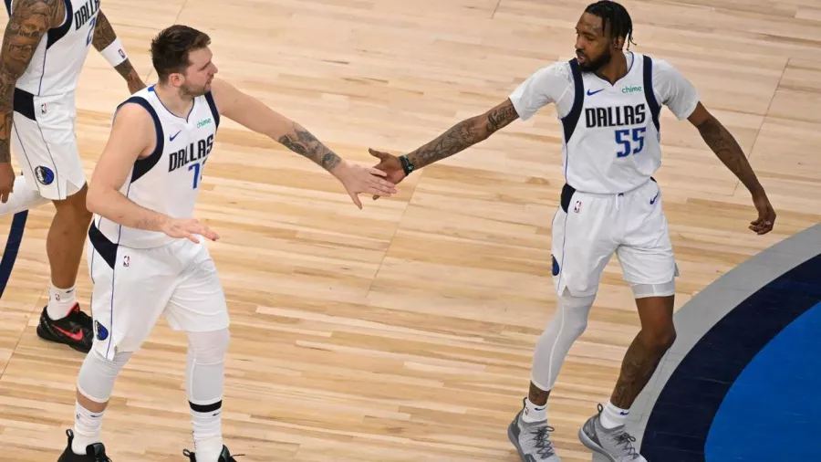 Inolvidable festejo de los Mavericks, campeones del Oeste