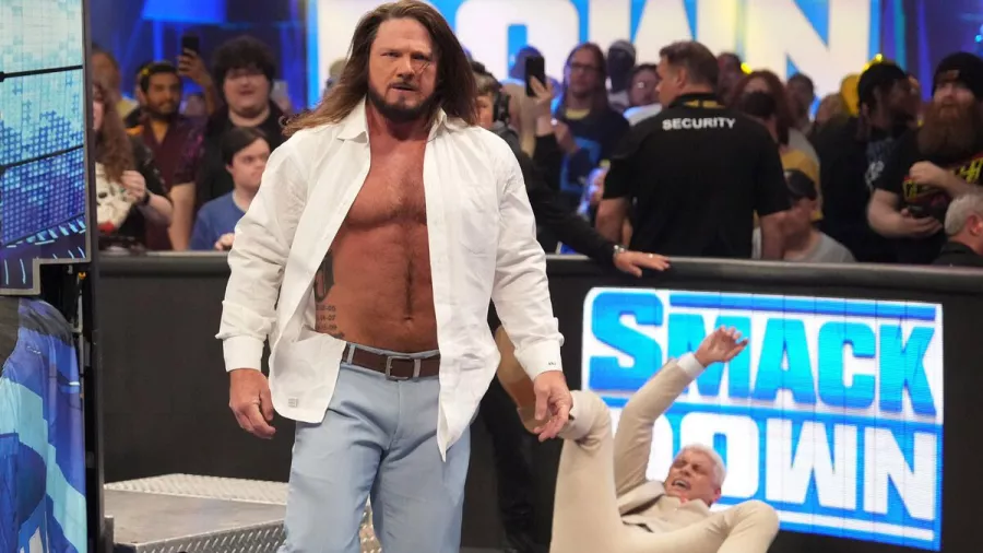 Inesperada traición de AJ Styles a Cody Rhodes en SmackDown