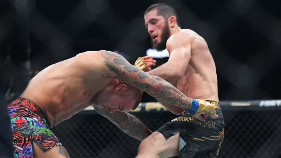 Islam Makachev ganó la 'guerra' ante Dustin Poirier en UFC 302