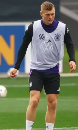 Toni Kroos activó el modo Eurocopa con la Selección Alemana