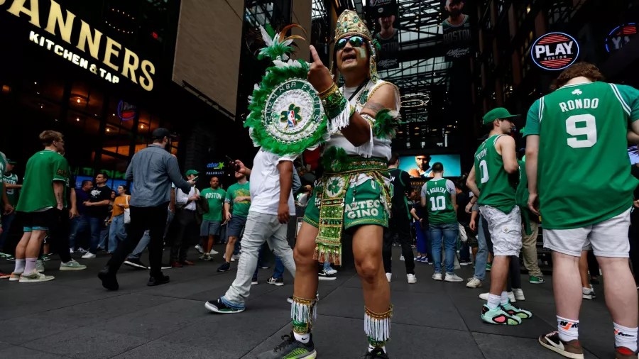 Los fans de los Celtics ya están en modo fiesta