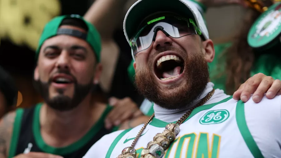 Los fans de los Celtics ya están en modo fiesta