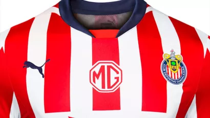 Así luce el nuevo jersey de Chivas.