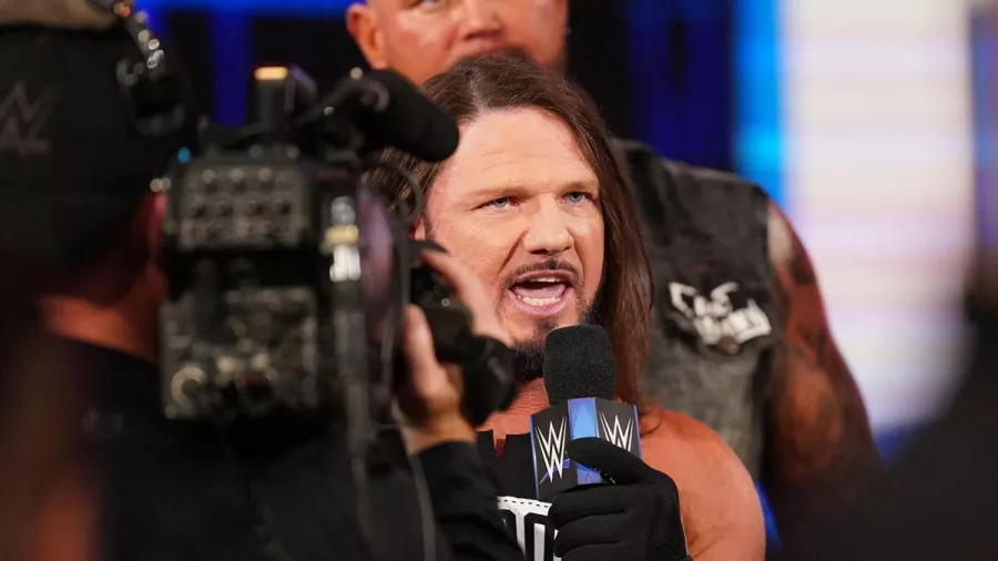 Cody Rhodes y AJ Styles calientan su rivalidad