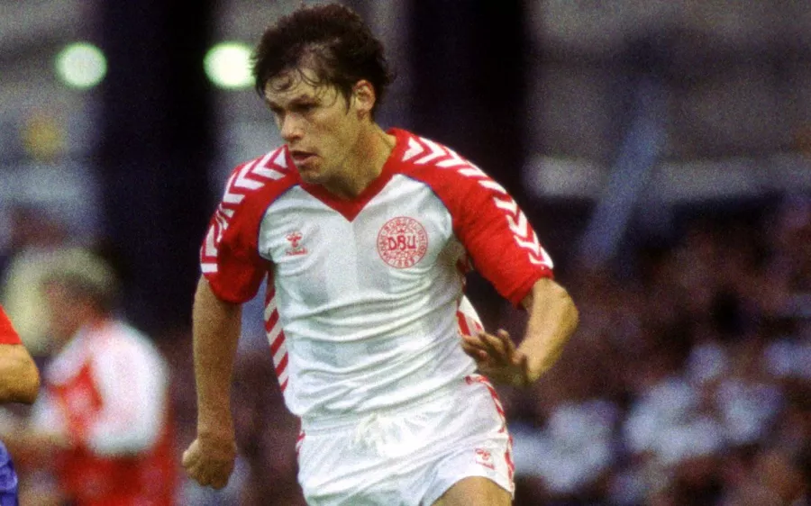 2. Dinamarca 5-0 Yugoslavia. Eurocopa 1984. Fase de grupos. Jornada 1